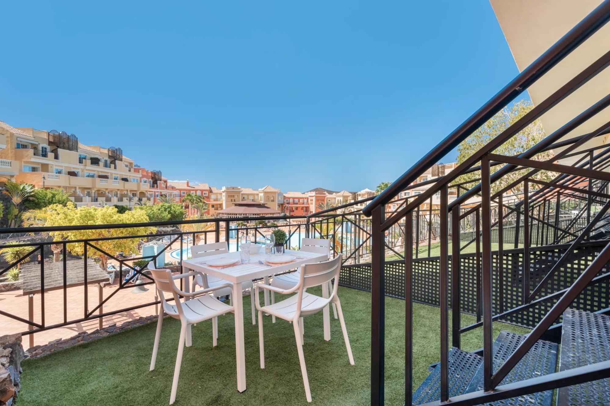 아로나 Granada Park S01B 아파트 외부 사진